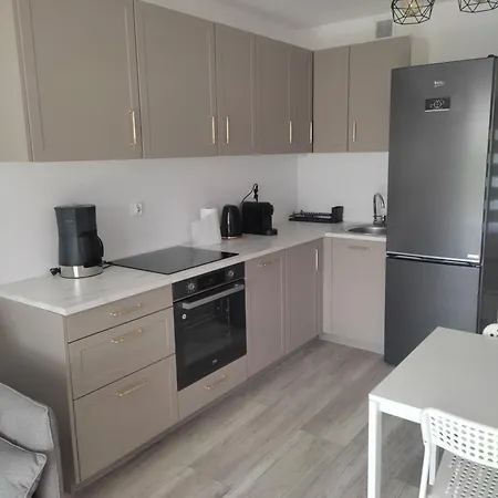 Nova Star Hz - Park Przemyslowy & Parking Free Appartement *